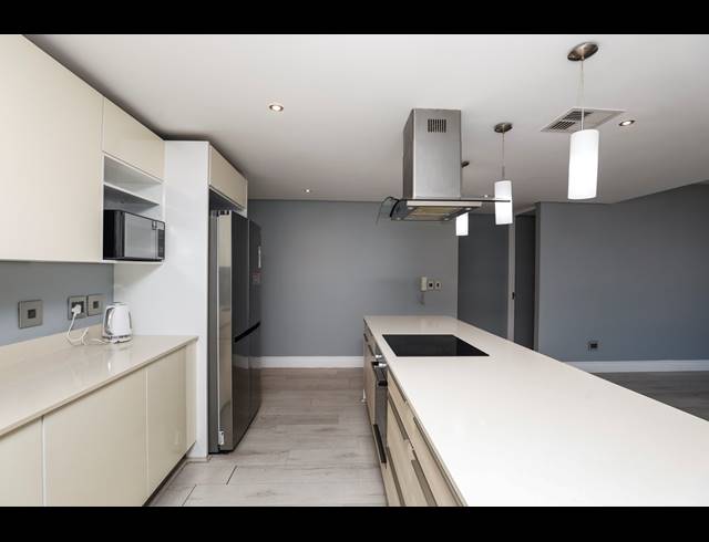 3 BEDROOM APARTMENT TO LET IN UMHLANGA RIDGE